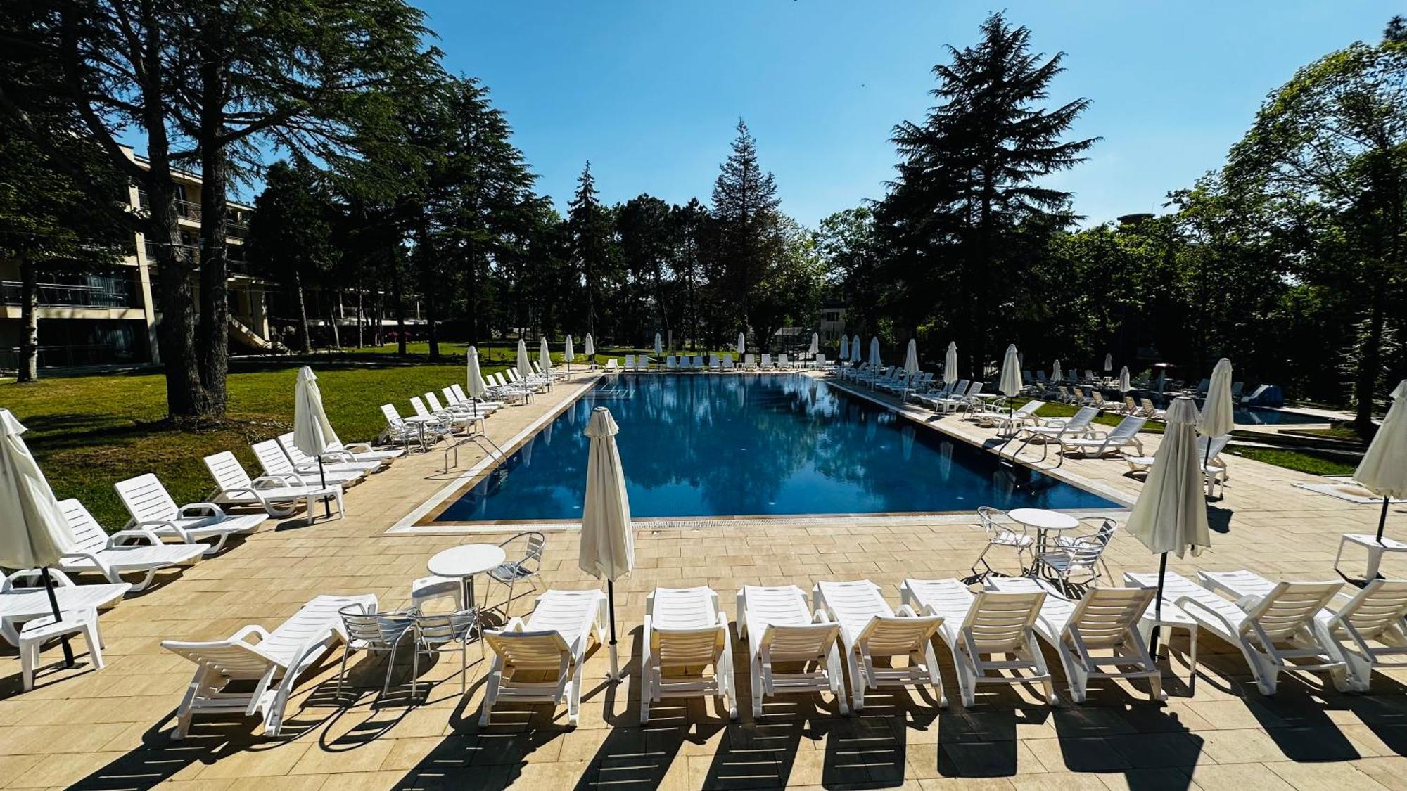 Queen Nelly Park Kiten  Εξωτερικό φωτογραφία