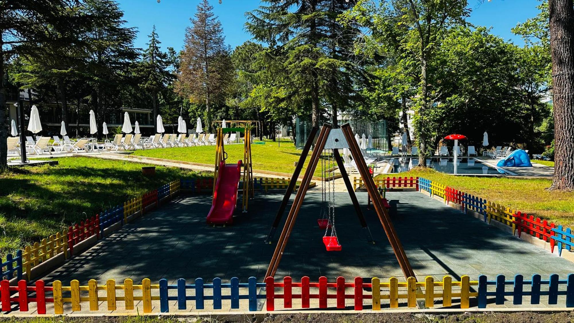 Queen Nelly Park Kiten  Εξωτερικό φωτογραφία
